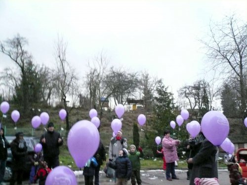 Vypouštění balónků s přáním Ježíškovi - 9.12.2010